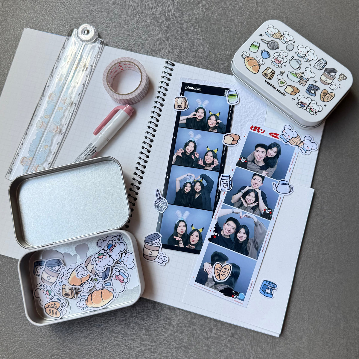 Little Mouse Pals Sticker Flakes Tin